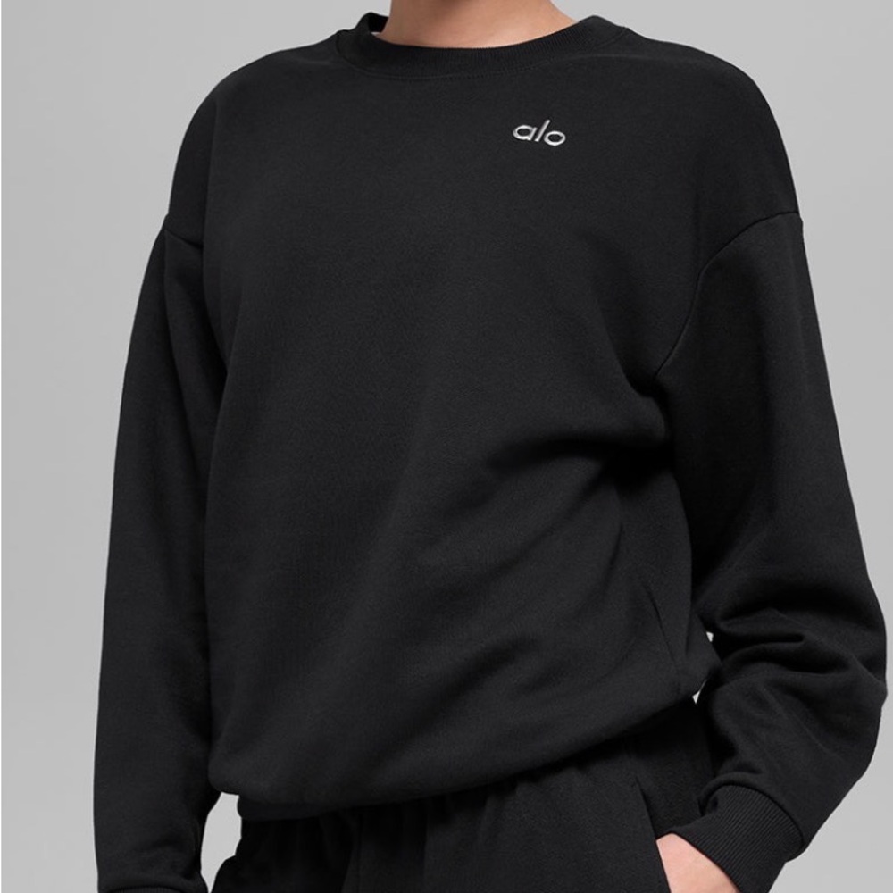 ALO Accolade Crewneck Black – Size Medium